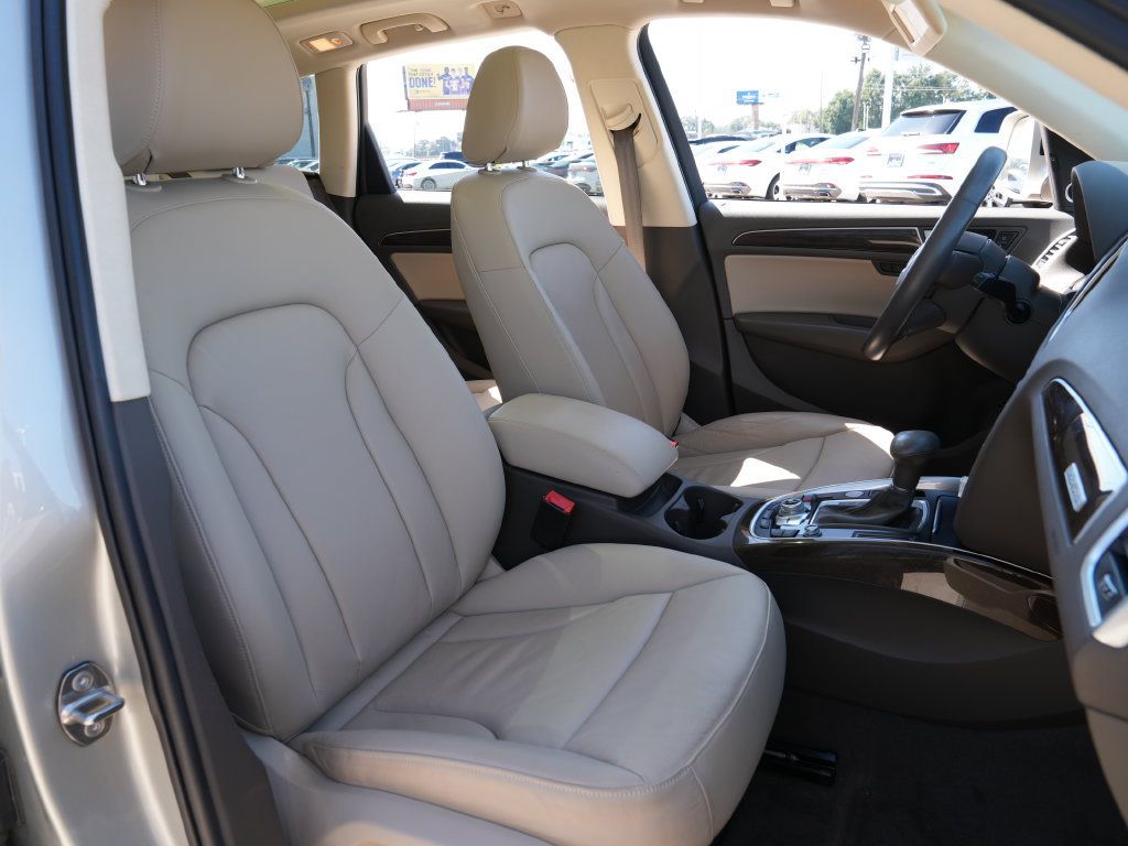 Used 2016 Audi Q5 2.0T Premium Plus AWD/4WD image 16