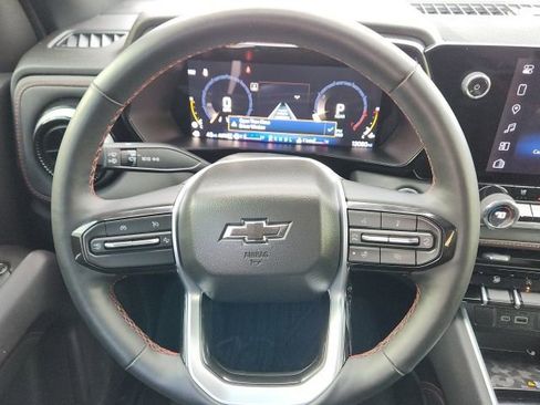 Used 2024 Chevrolet Colorado Z71 w/ Z71 Convenience Package 2 image 12