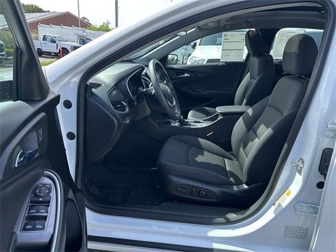 Used 2022 Chevrolet Malibu LT image 19