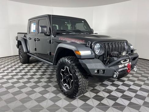 Used 2020 Jeep Gladiator Rubicon image 2
