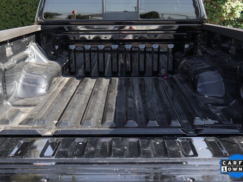 Used 2022 Nissan Frontier Pro-X image 8