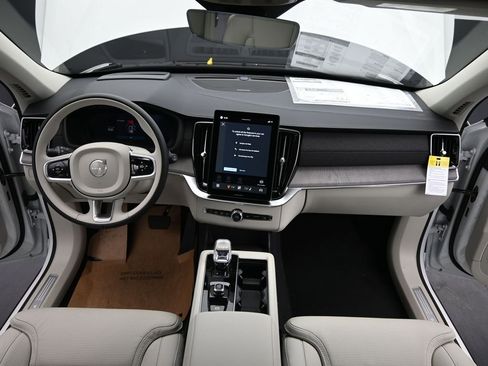 New 2026 Volvo XC90 B6 Ultra w/ Protection Package AWD/4WD image 22