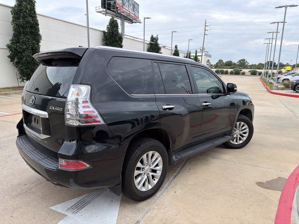 Used 2021 Lexus GX 460 Premium w/ Premium Package AWD/4WD image 3