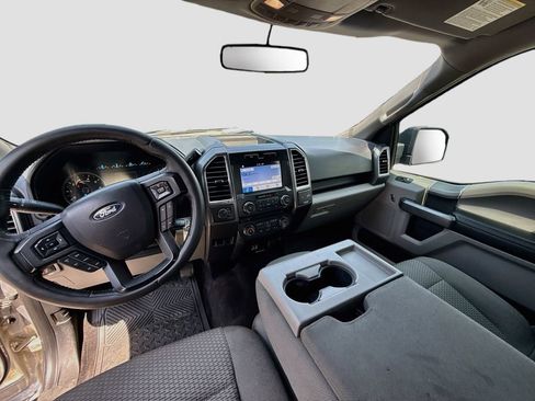 Used 2016 Ford F150 XLT w/ Equipment Group 302A Luxury AWD/4WD image 9