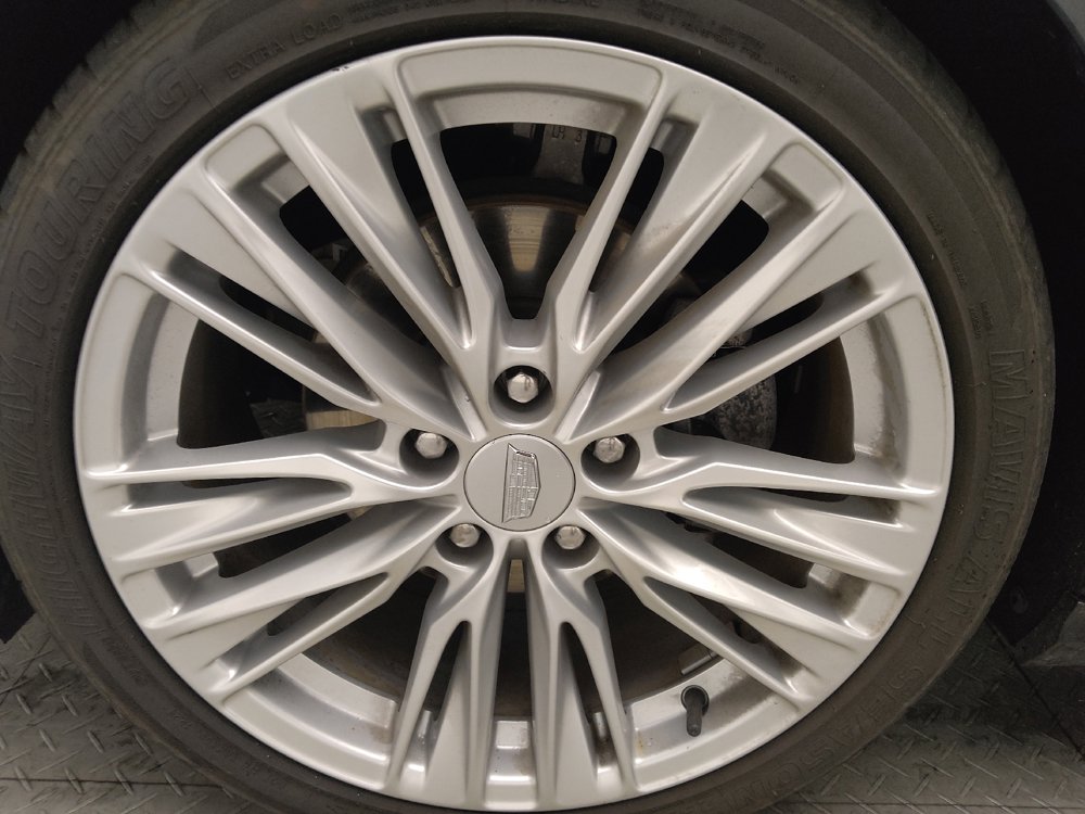 Used 2020 Cadillac CT4 Premium Luxury RWD image 31