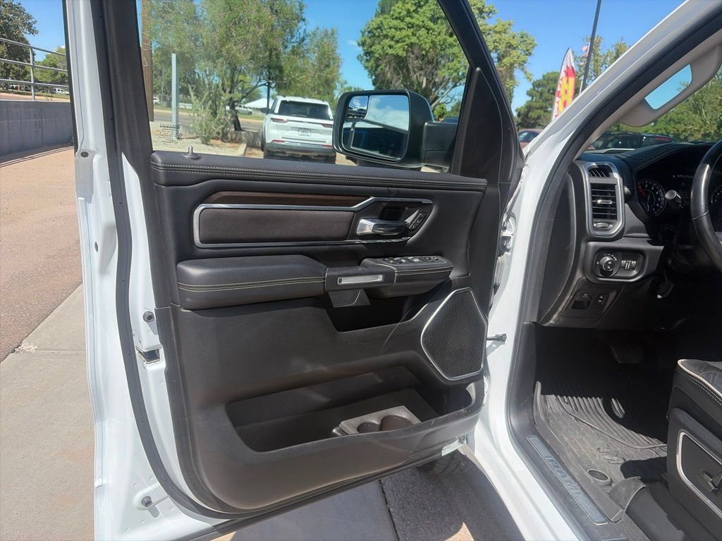Used 2022 RAM 1500 Laramie RWD image 32