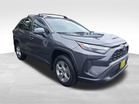 Used 2024 Toyota RAV4 XLE w/ Convenience Package AWD/4WD image 8