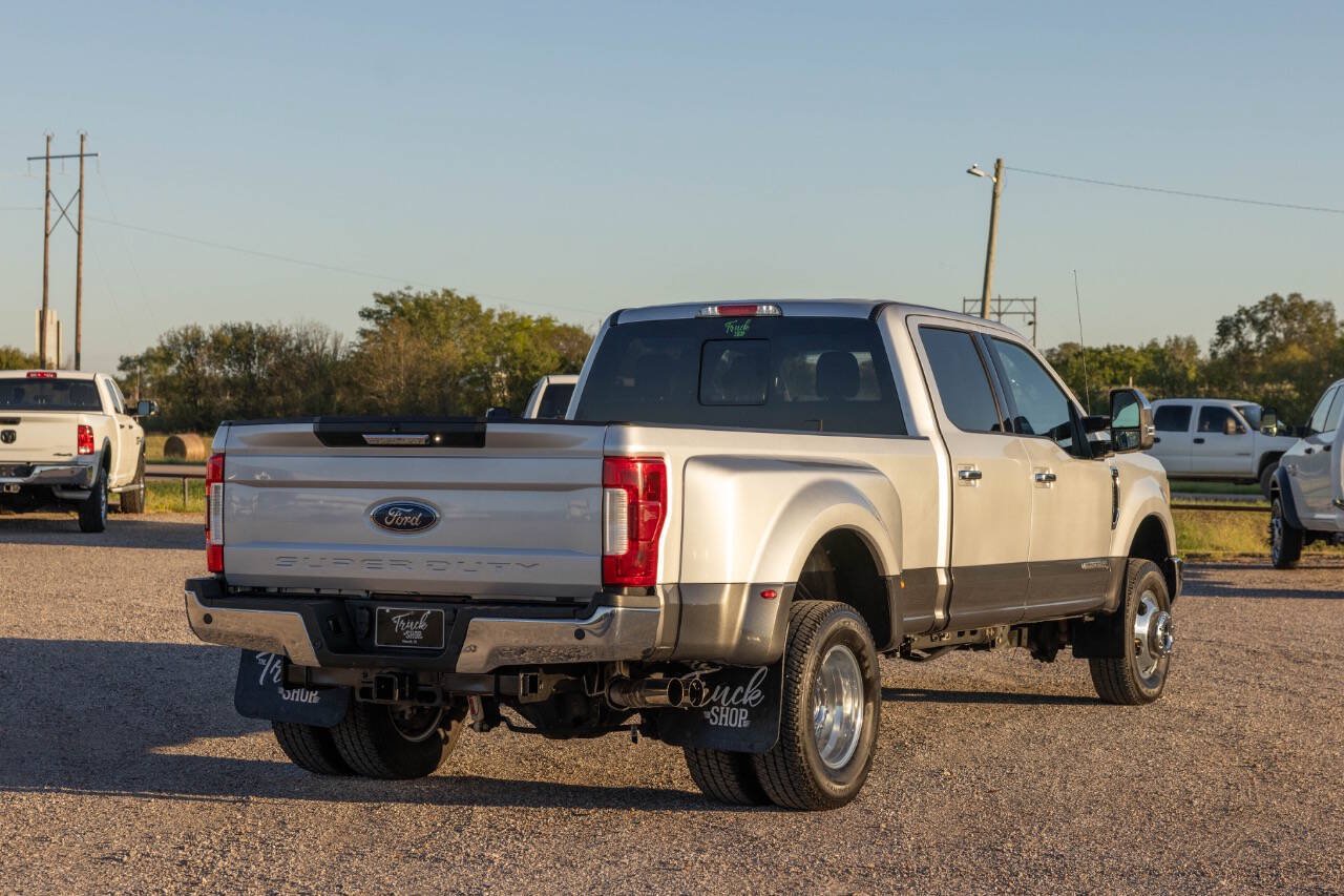 Used 2017 Ford F350 Lariat w/ Chrome Package AWD/4WD image 12