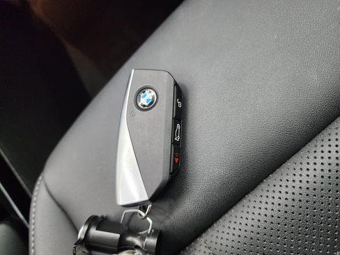 Used 2025 BMW X1 xDrive28i AWD/4WD image 45