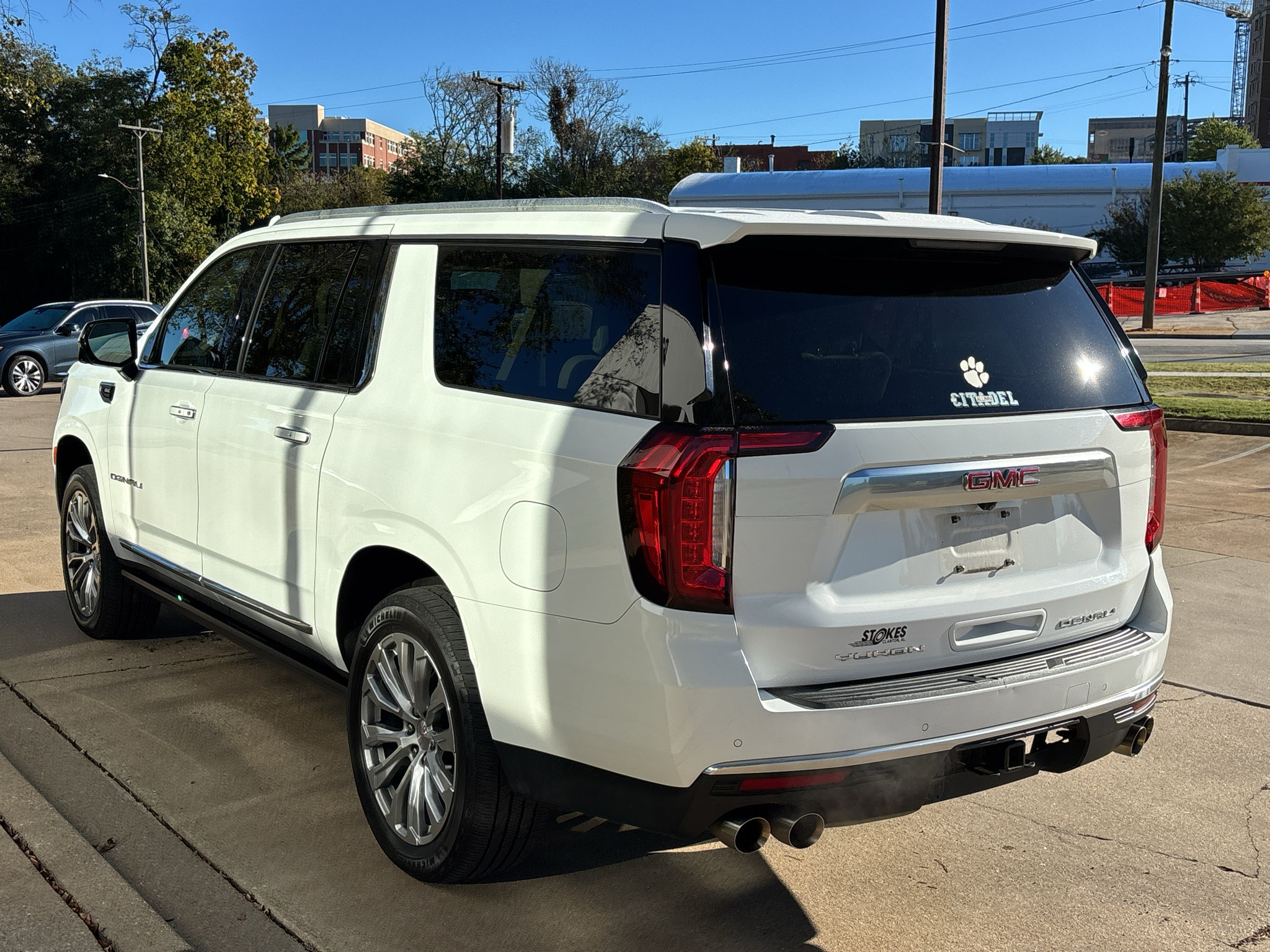 Used 2023 GMC Yukon XL Denali w/ Max Trailering Package AWD/4WD image 6
