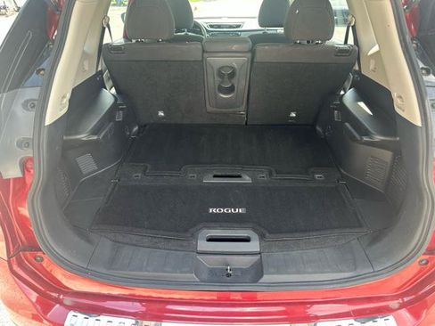 Used 2016 Nissan Rogue S AWD/4WD image 13