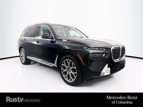 Used 2024 BMW X7 xDrive40i AWD/4WD image 1