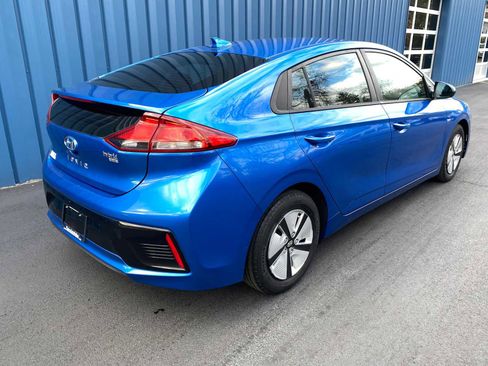 Used 2018 Hyundai Ioniq Blue image 4
