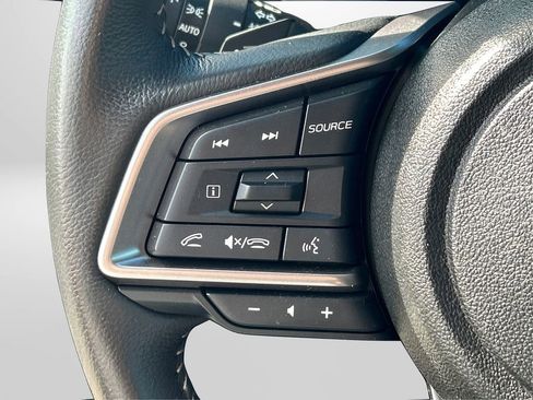 Certified 2025 Subaru Outback Premium image 31