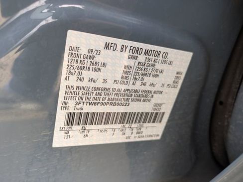 Used 2023 Ford Maverick Lariat w/ Lariat Luxury Package image 37