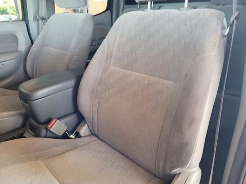 Used 2004 Toyota Tacoma PreRunner RWD image 20