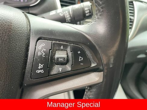 Used 2019 Chevrolet Trax LT w/ LT Convenience Package AWD/4WD image 20