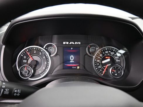 Used 2025 RAM 1500 Big Horn image 39