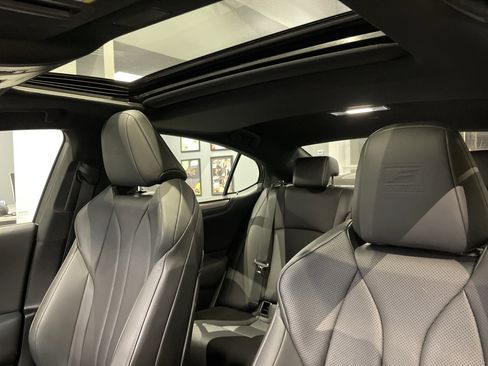 Used 2022 Lexus ES 350 F Sport image 34