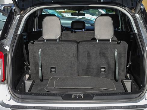 Used 2023 Ford Explorer XLT w/ Equipment Group 202A image 32