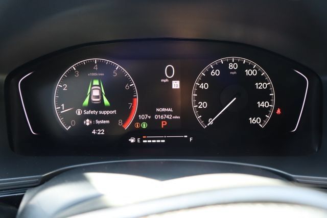 Used 2025 Honda Civic Sport image 14