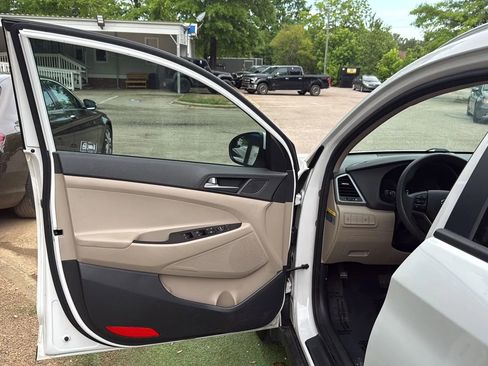 Used 2016 Hyundai Tucson Eco FWD image 15
