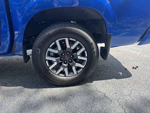 Used 2025 Nissan Frontier SL AWD/4WD image 35