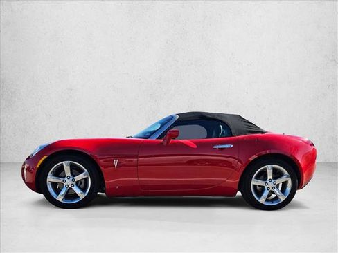 Used 2007 Pontiac Solstice Convertible w/ Premium Package image 9