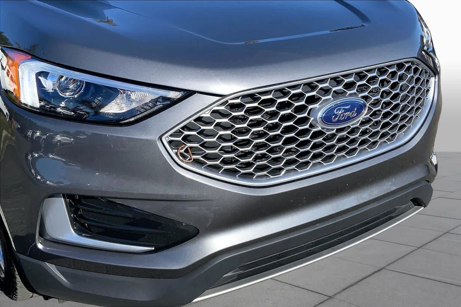 Used 2024 Ford Edge SEL AWD/4WD image 28