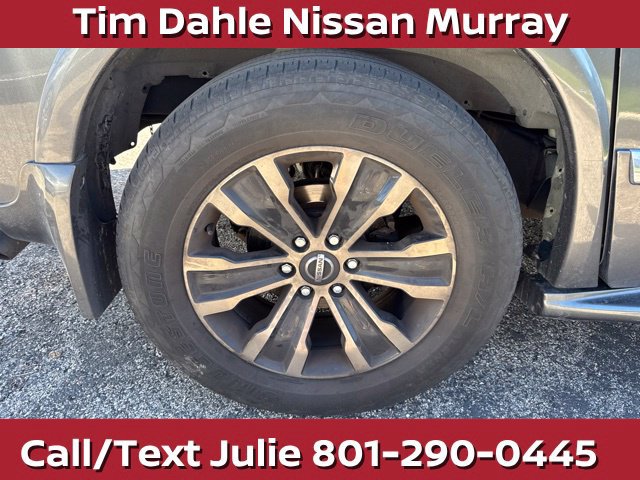 Used 2005 INFINITI QX56 4WD image 18