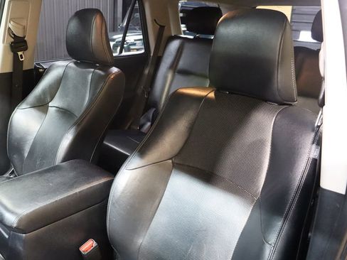Used 2019 Toyota 4Runner Limited AWD/4WD image 32