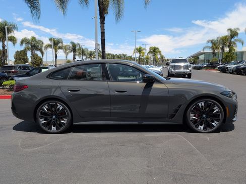 New 2026 BMW M440i w/ Premium Package RWD image 11