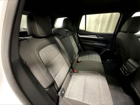 Used 2025 GMC Terrain Elevation image 16