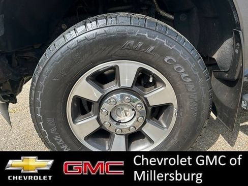 Used 2016 Ford F250 Lariat w/ Lariat Ultimate Package AWD/4WD image 11