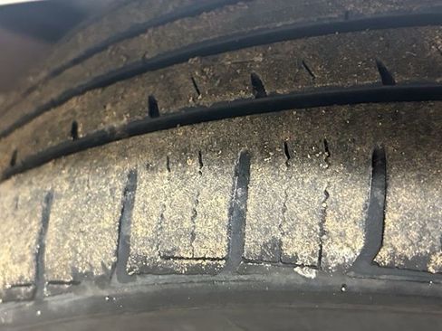 Used 2005 Ford Taurus SEL image 27