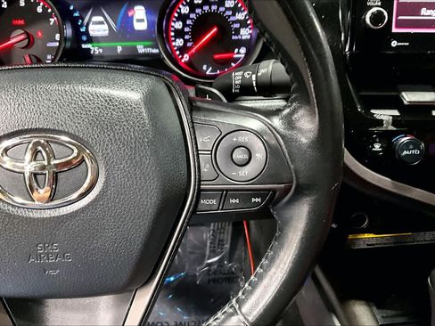 Used 2021 Toyota Camry XSE FWD image 25