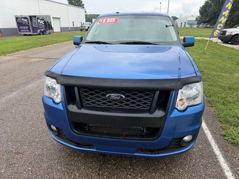 Used 2010 Ford Explorer Sport Trac Limited AWD/4WD image 4