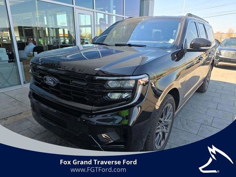 Used 2025 Ford Expedition Max Platinum w/ Stealth Performance Package AWD/4WD image 1