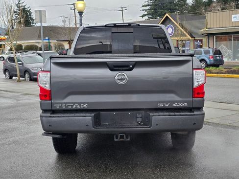 Used 2021 Nissan Titan SV w/ SV Convenience Package AWD/4WD image 6