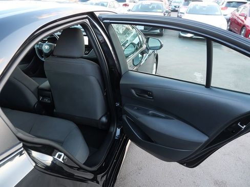 Used 2023 Toyota Corolla LE image 30