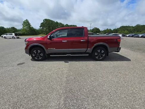 Used 2023 Nissan Titan Platinum Reserve w/ Moonroof Package AWD/4WD image 6