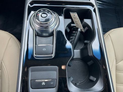 Used 2020 Ford Edge SEL w/ Convenience Package image 20