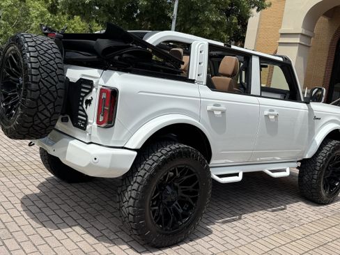 Used 2025 Ford Bronco Outer Banks image 10