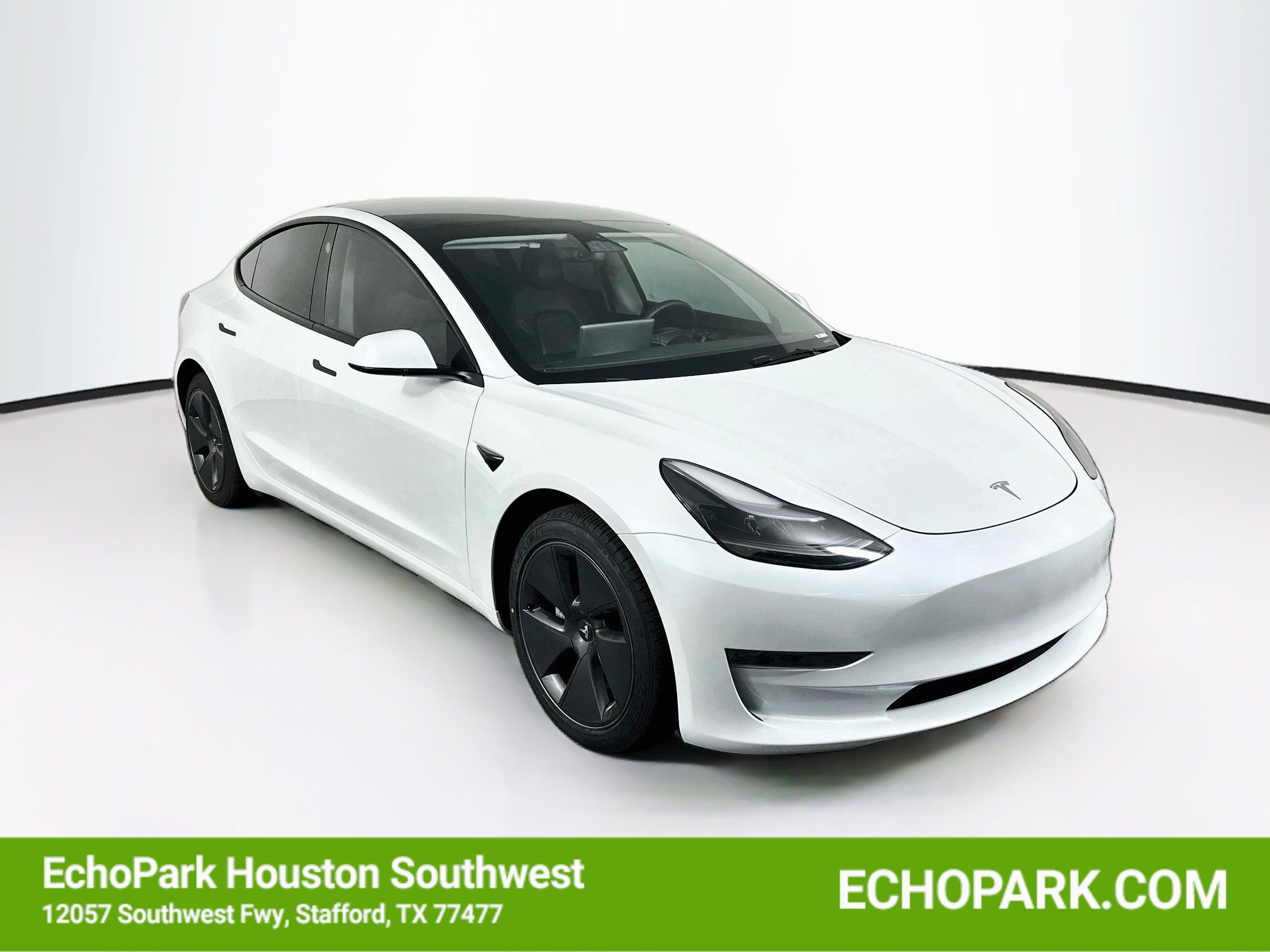 Used 2023 Tesla Model 3 Standard Range RWD image 1