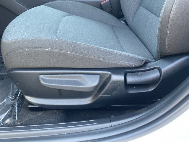 Used 2025 Kia K4 FWD image 16