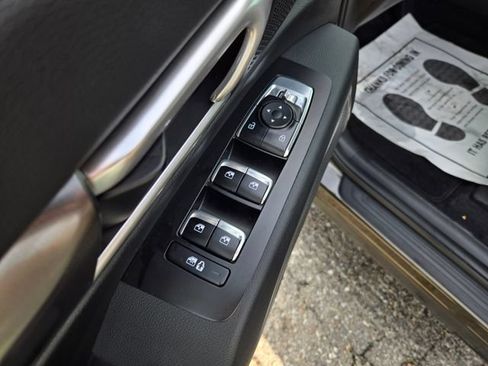 Used 2024 Kia Telluride S w/ S Sunroof Package AWD/4WD image 16