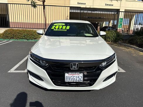 Used 2020 Honda Accord Sport image 2