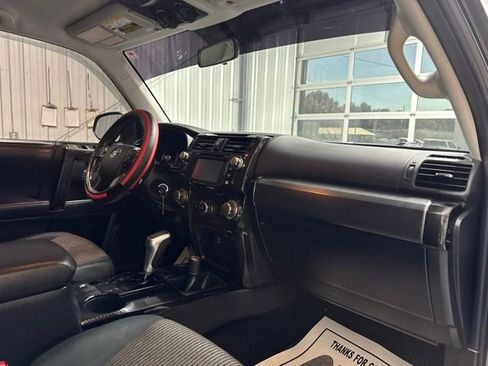Used 2018 Toyota 4Runner TRD Off-Road w/ TRD Performance Package AWD/4WD image 26