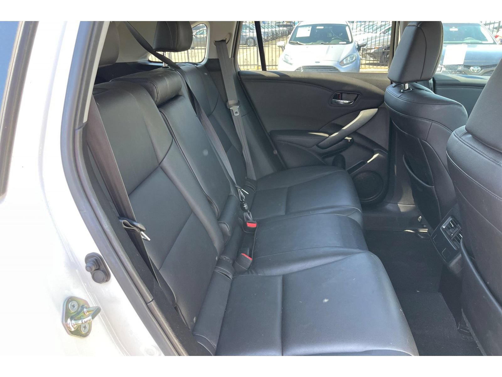 Used 2017 Acura RDX w/ AcuraWatch Plus Package FWD image 19