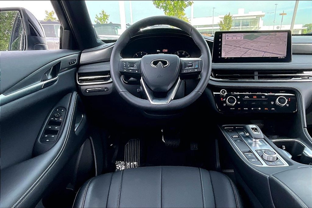 Certified 2027 INFINITI QX60 Sport w/ Dark Cargo Package AWD/4WD image 17